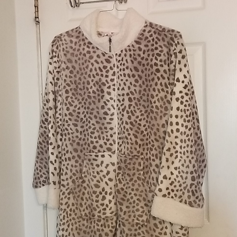Stan Herman Printed Plush Robe